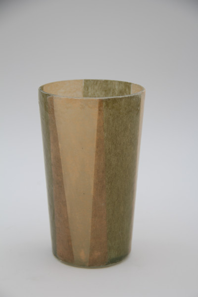 Votiv Glas hellgrün/weiss 7x7x14cm