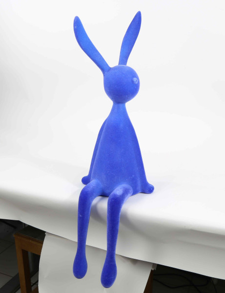 Kantenhocker Hase blau 90cm