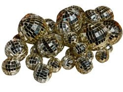 Discokugel gold D5/3,5/2,5/2cm